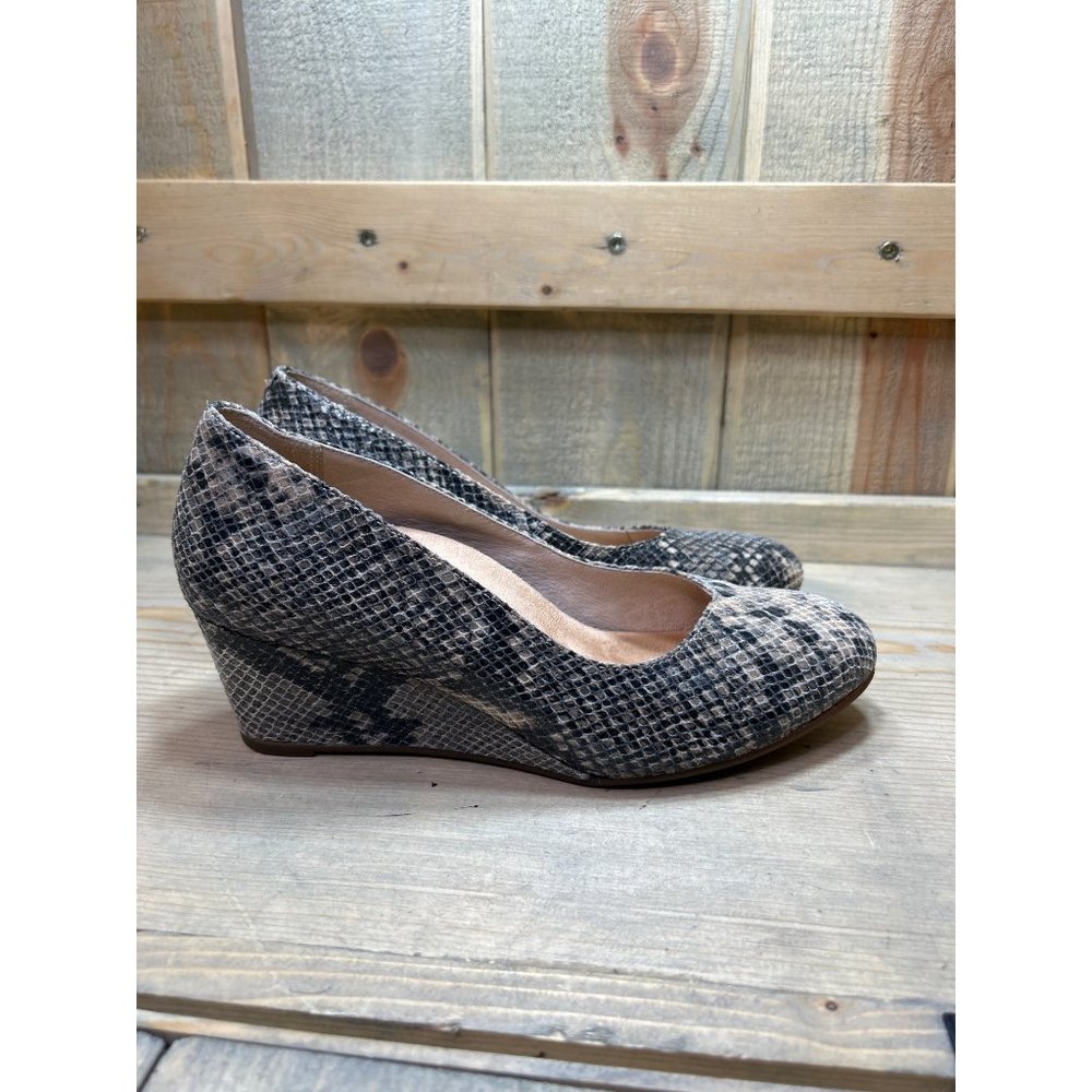 US6.5 Vionic Antonia wedge Orthaheel shoes Pumps Slip On Snakeskin Leather